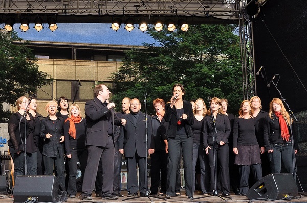 Ev. Kirche 10 Jahre   062.jpg